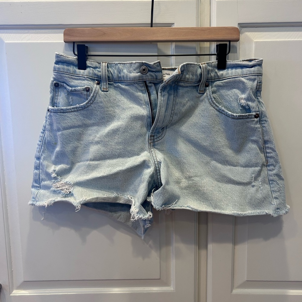Abercrombie & Fitch Mid Rise A-Line Short